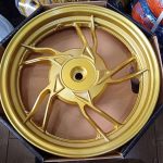 رینگ چرخ عقب طرح کلیک و های کلیک طلایی