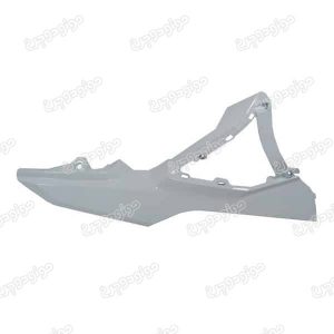 فلاپ زیر داشبورد سمت راست هوندا ADV 150 اصلی نقره ای